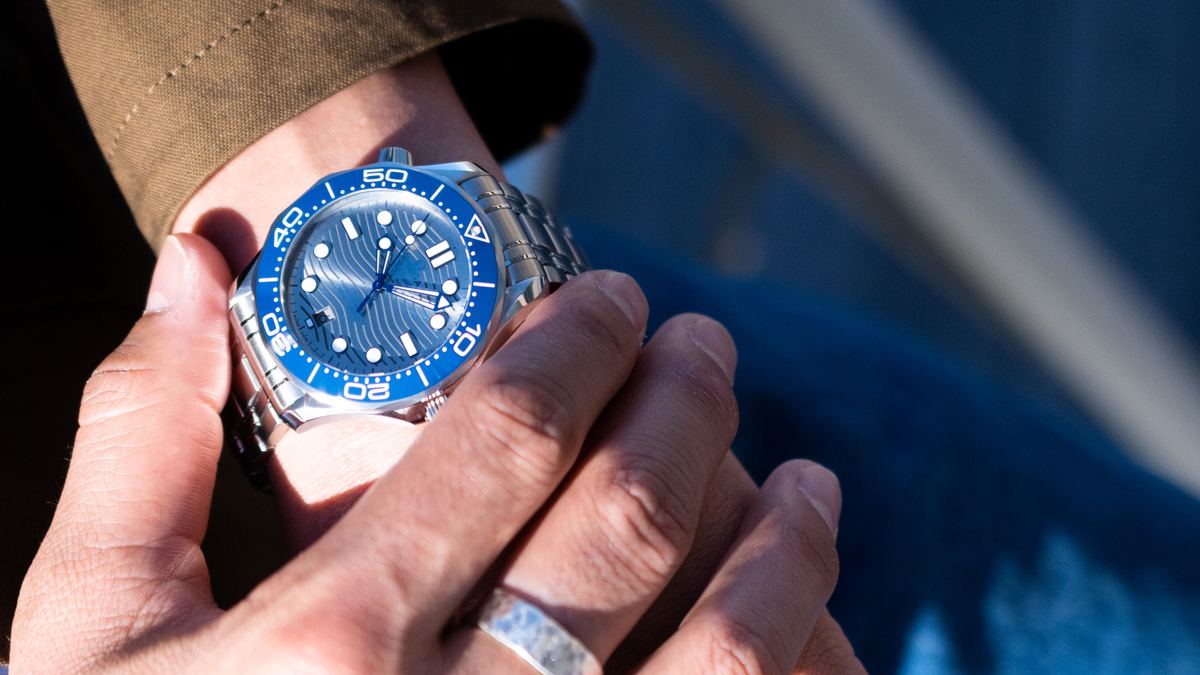 ダイバー300の銀文字盤モデル