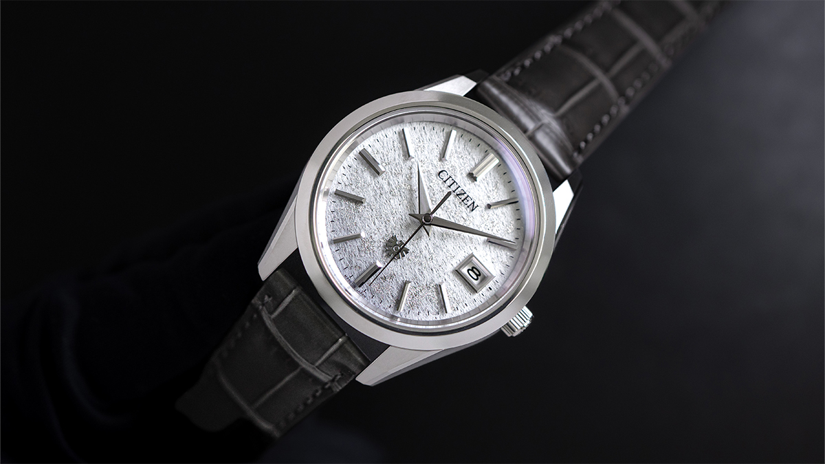 シチズン AQ4100-22Aの文字盤