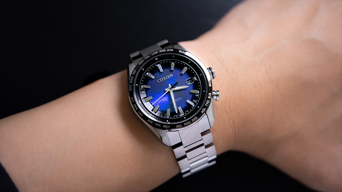 シチズン CB0288-65Lのリストショット