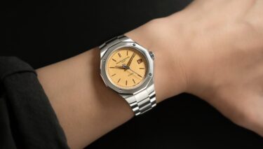 従来と一味違うヴィンテージスタイルが息づく。ボーム&メルシエ『リビエラ 10822』をレビュー