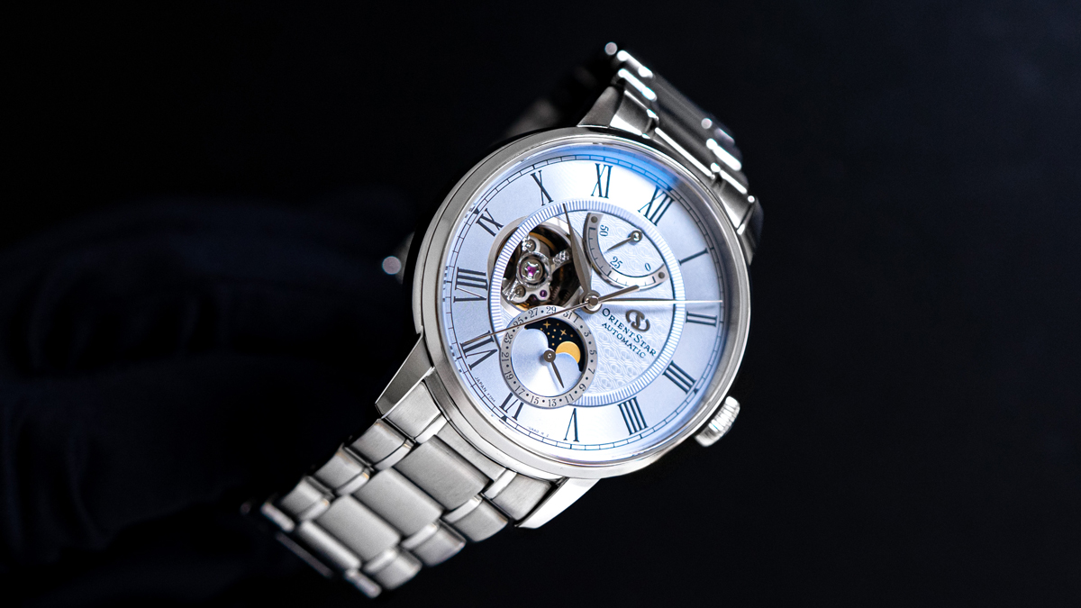 オリエントスターのスケルトンウォッチ特集｜“心臓部”を楽しむ