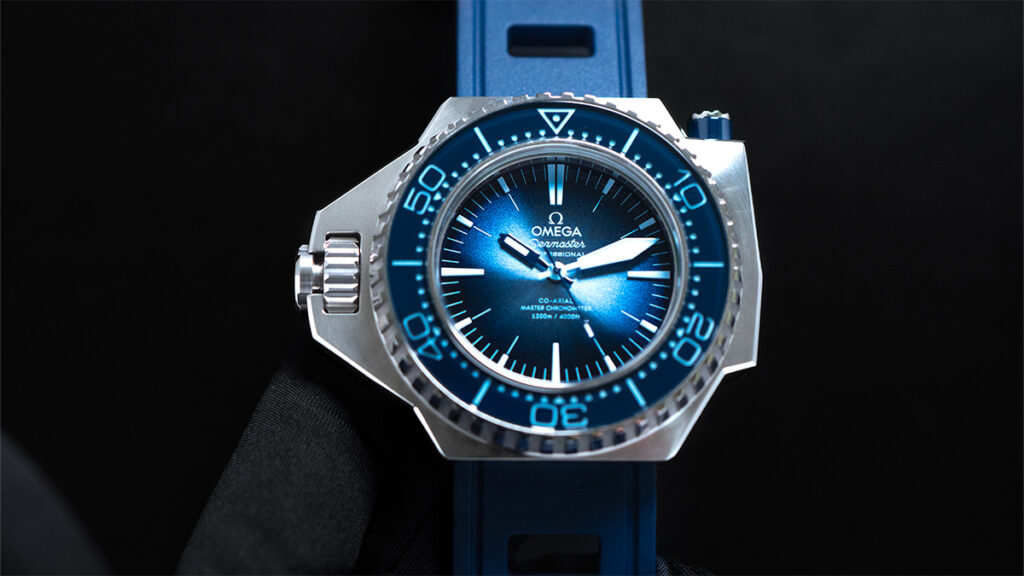 オメガ 227.32.55.21.03.001の文字盤