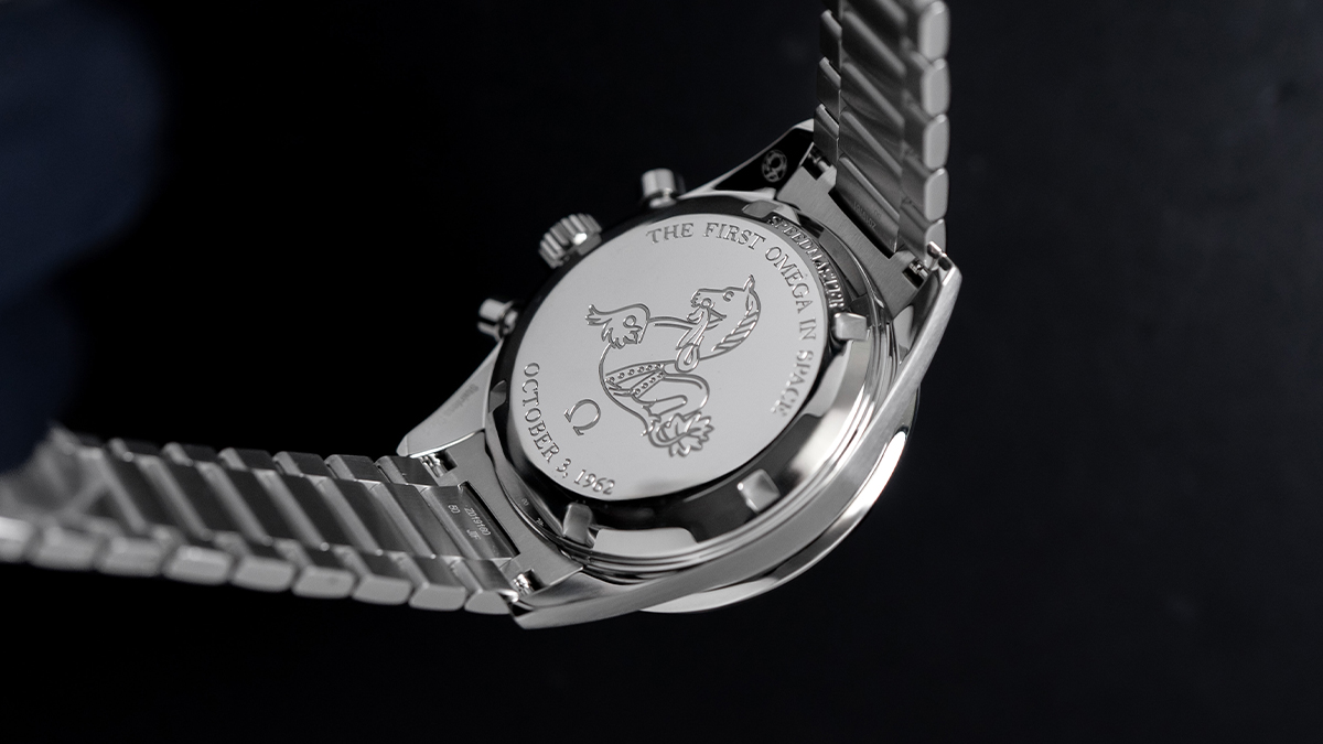 オメガ 310.30.40.50.06.001の裏蓋