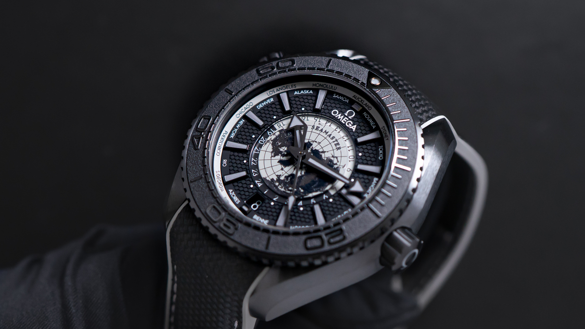 215.92.46.22.01.007のベゼル