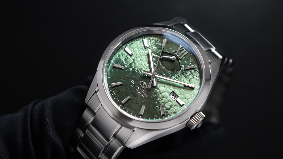 極美品 稼働品 ORIENT オリエント グリーン ゴールド ブラック ソーラー