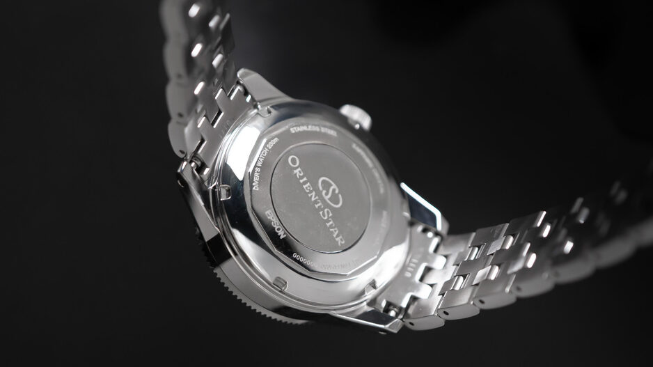 RK-AU0602Eのケースバック