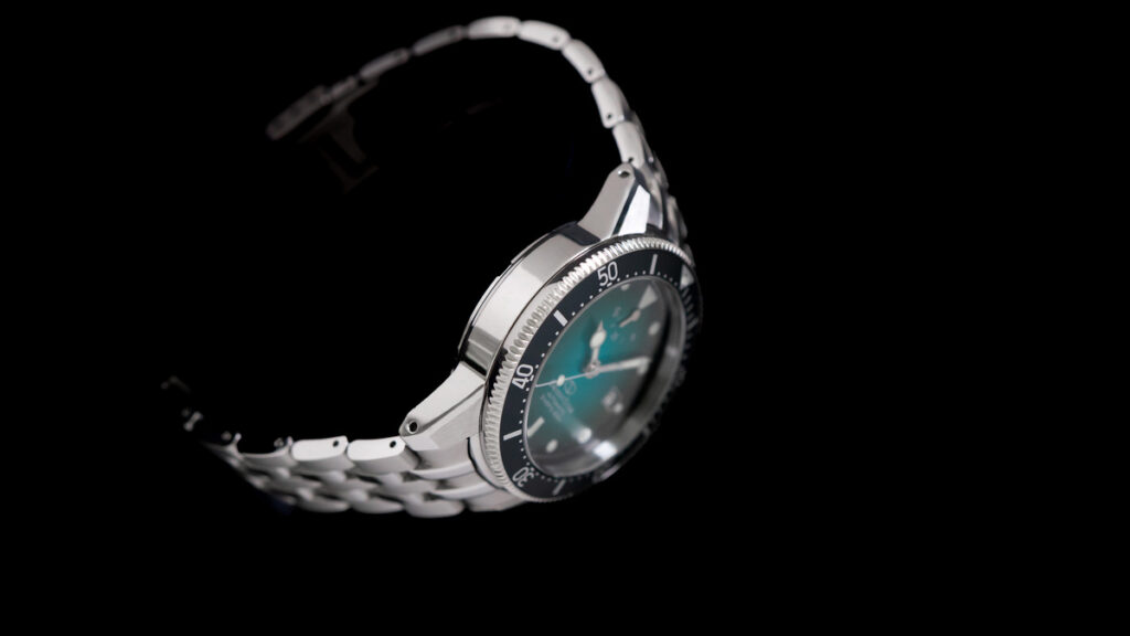 RK-AU0602Eのケース