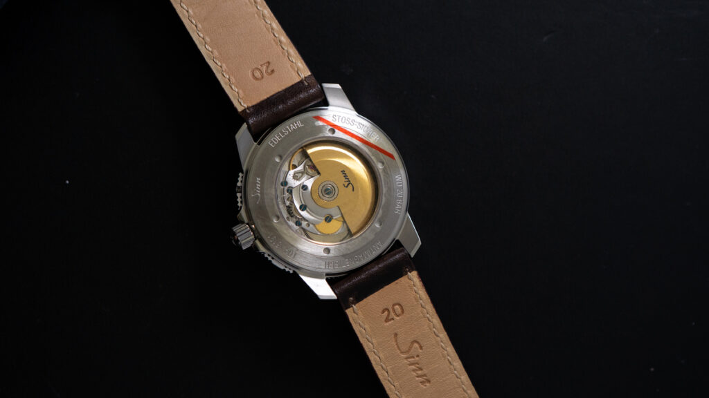 104.ST.SA.IWのケースバック