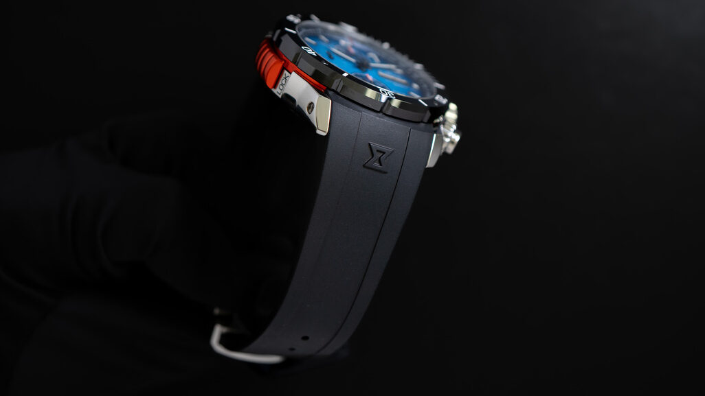 01128-3NOCA-BUIDNのストラップ