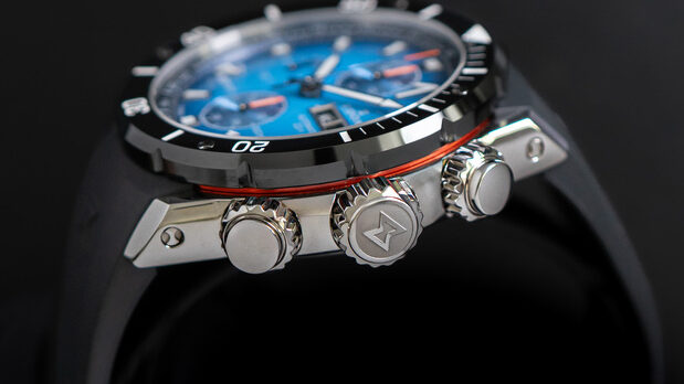 01128-3NOCA-BUIDNのケース