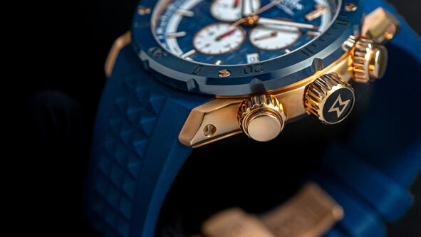 10221-37RBU9-BUIDR9のケース