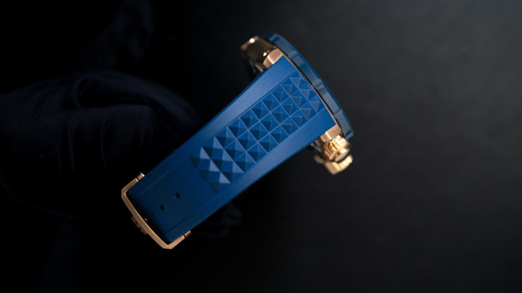 10221-37RBU9-BUIDR9のストラップ