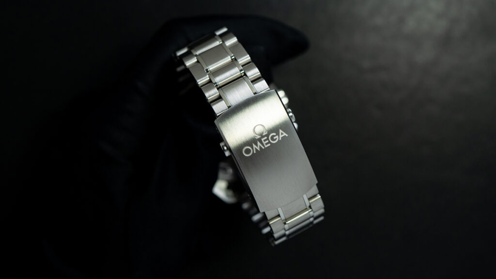 304.30.44.52.01.001のバックル