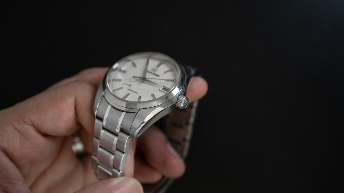 私物のSBGA211のサイドビュー