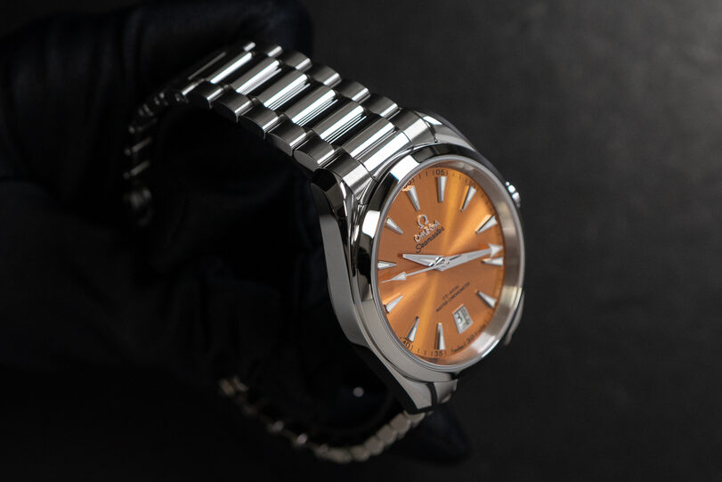 220.10.38.20.12.001のブレスレット