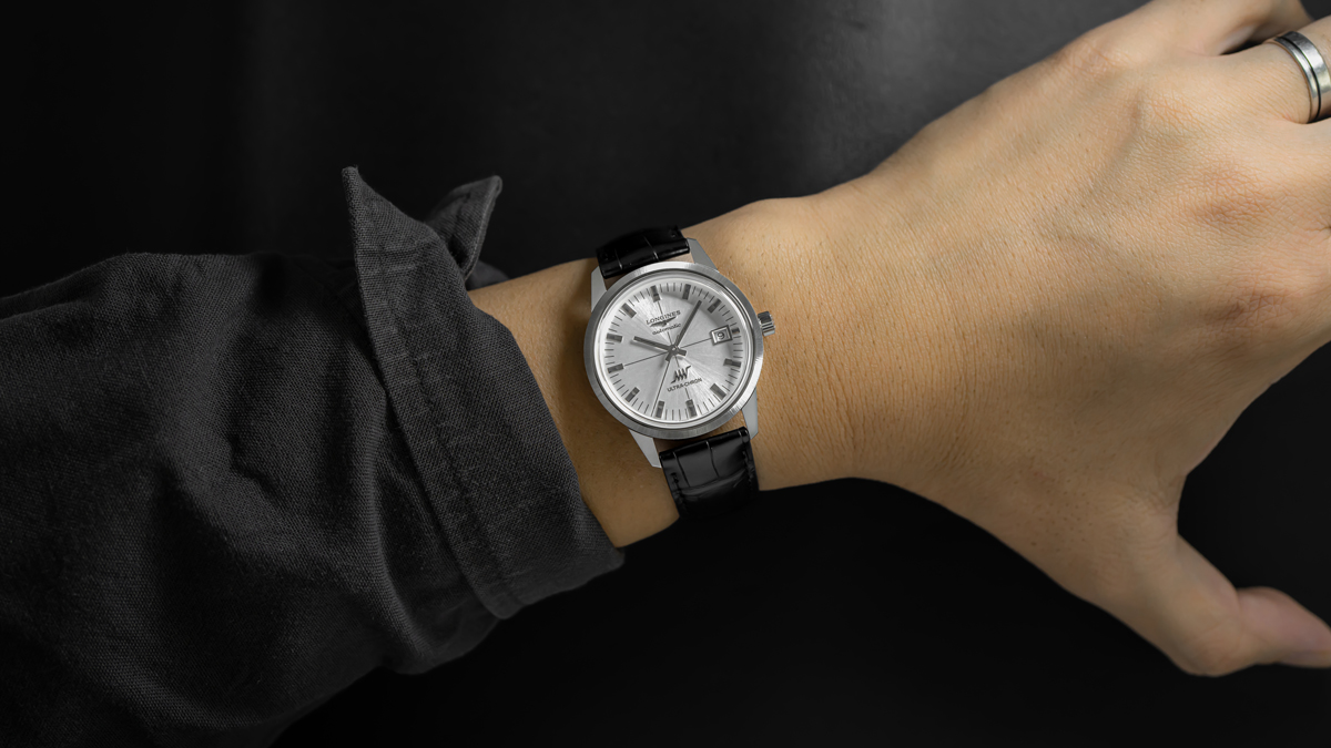 ロンジンの新作ハイビートウォッチ「ウルトラクロン クラシック」｜直径37mmケースに伝統と…