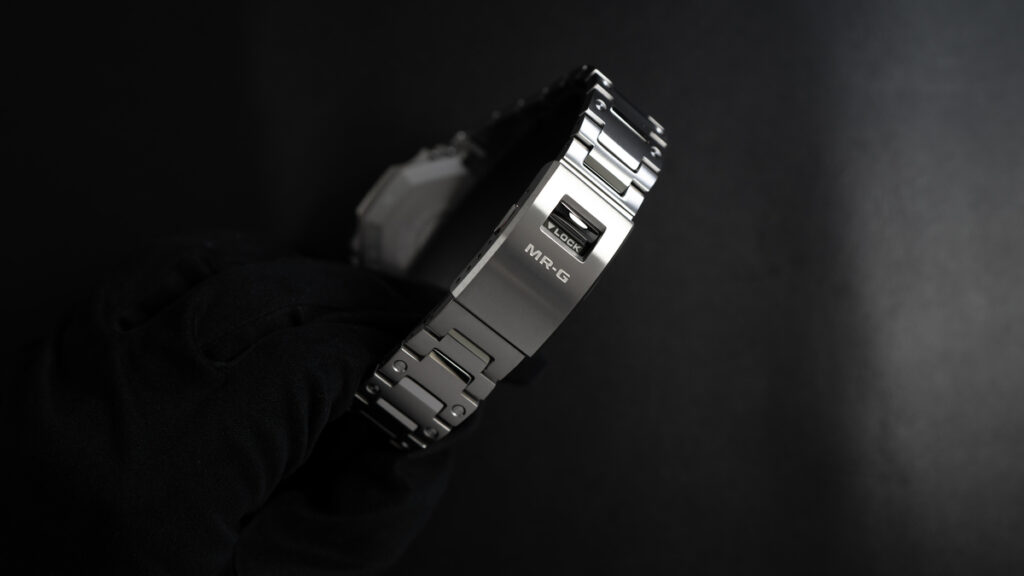 MRG-B2100D-2AJRの留め金