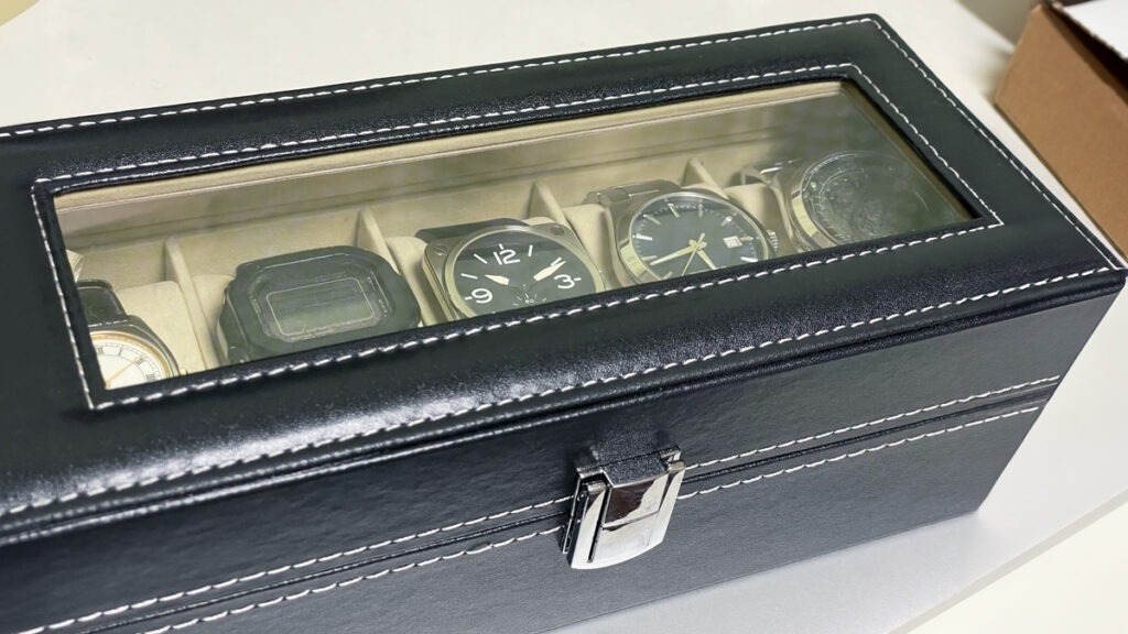 ウォッチボックス