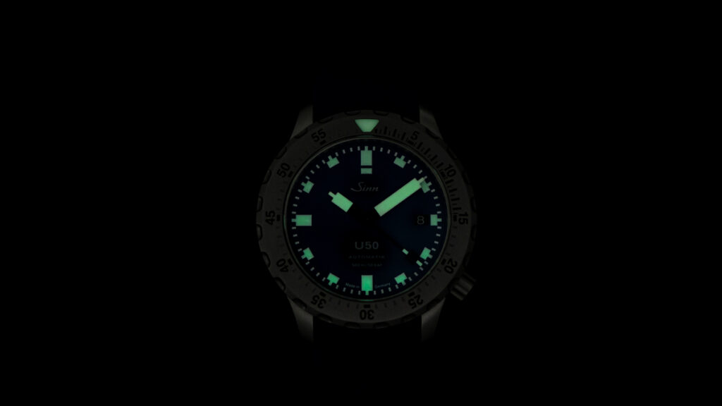 U50 Bの夜光塗料