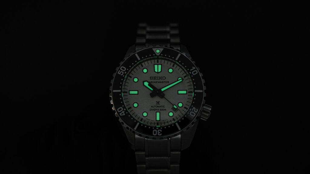 SBDX063の夜光塗料