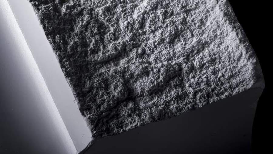 セラミック素材