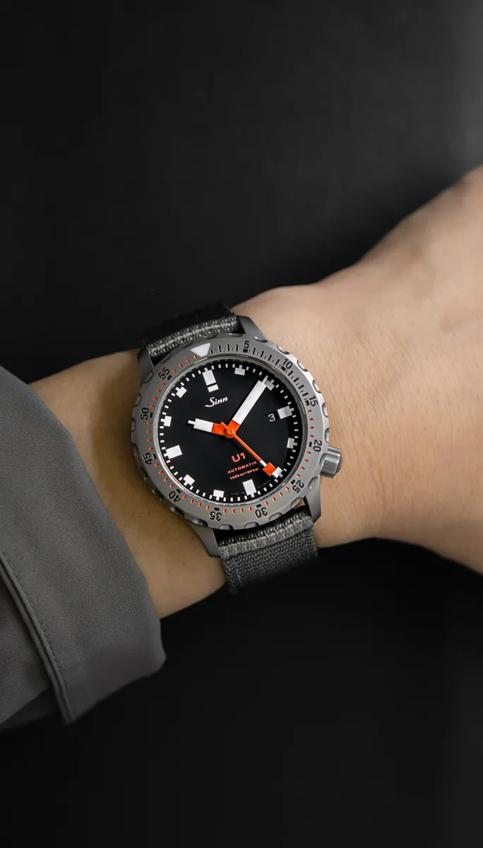 Sinn U1の着用イメージ